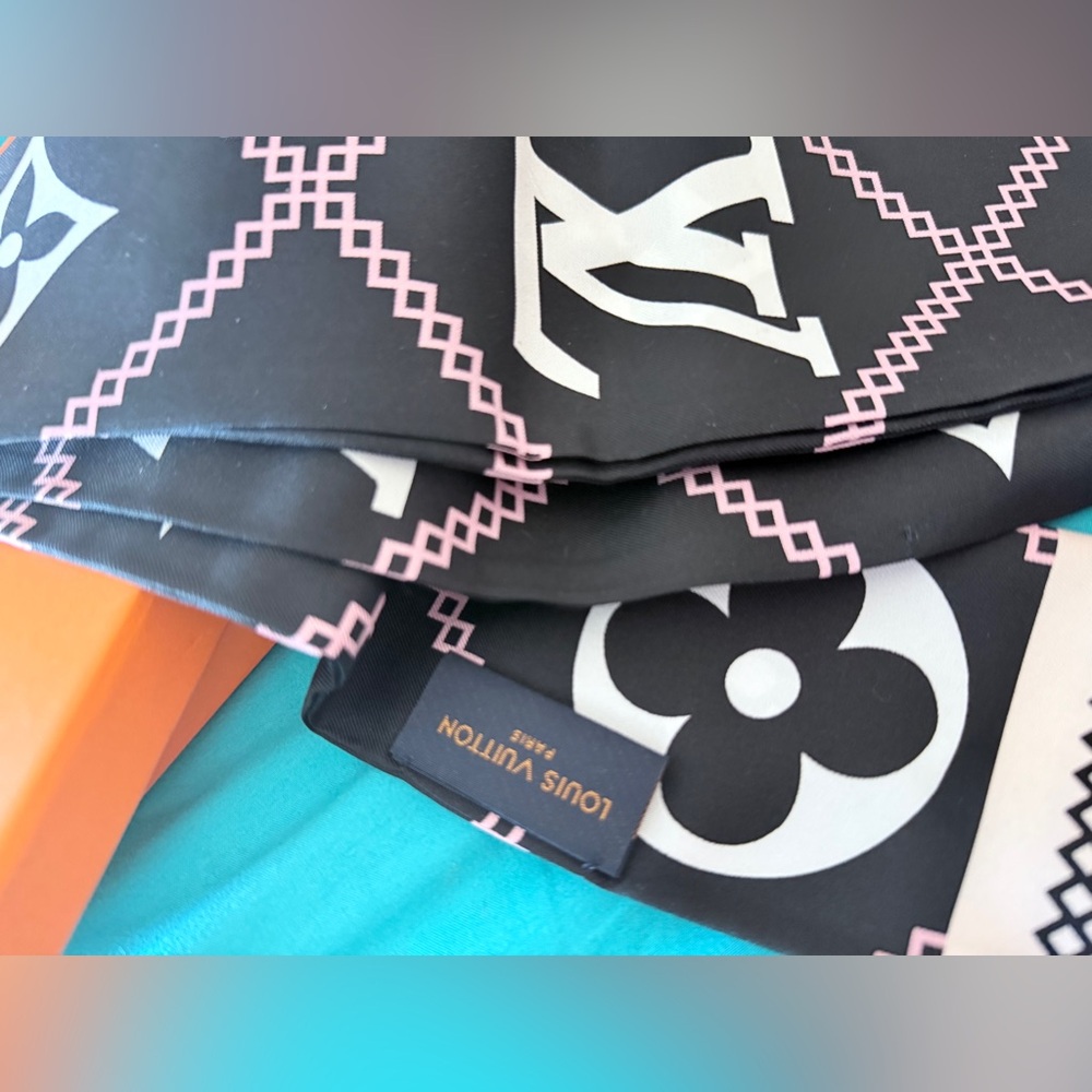 Fashion Black and Pink Monogram Silk Scarf